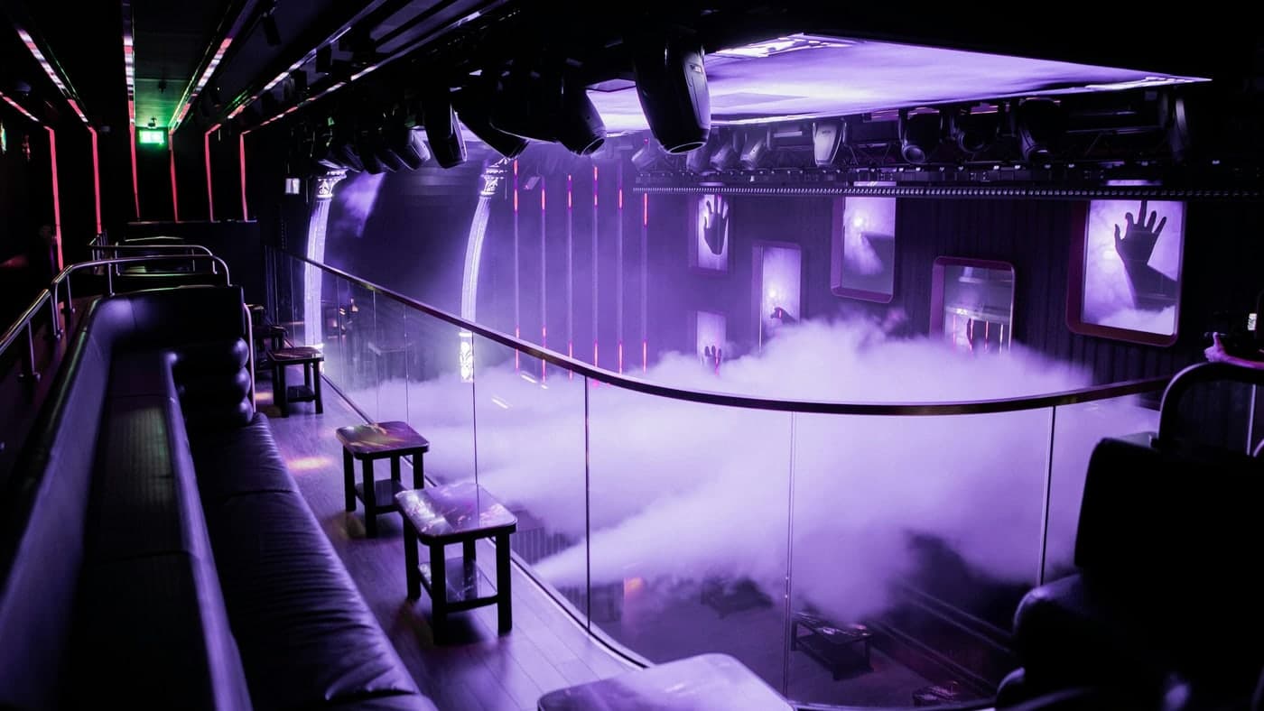 77 London Dress Code: What “Smart” Means at a Music-Led Door