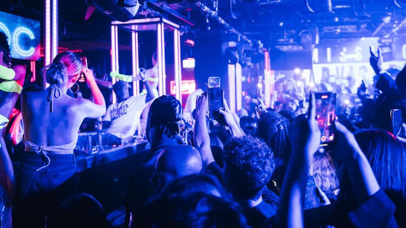 Can You Go Clubbing in London on a Sunday?