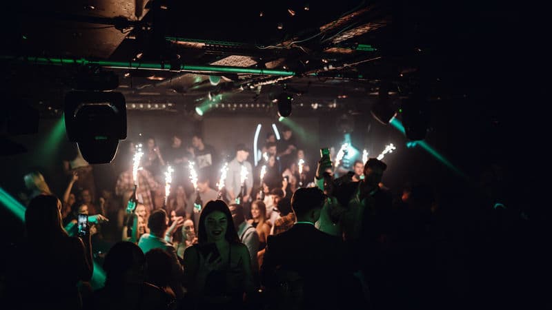 How to Dress for a Club in London: Tips from the Best London Club Promoters