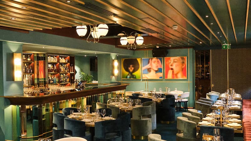 IT London - An Elegant Michelin Guide Italian Restaurant in Mayfair