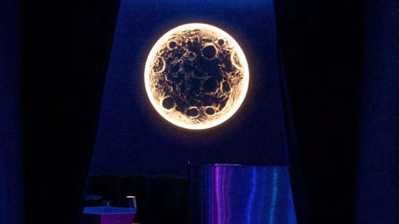 Itzel’s Moon Room: The House Floor at 15 Berkeley Street