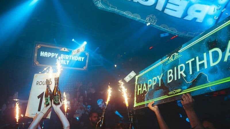 London Reign Table Prices