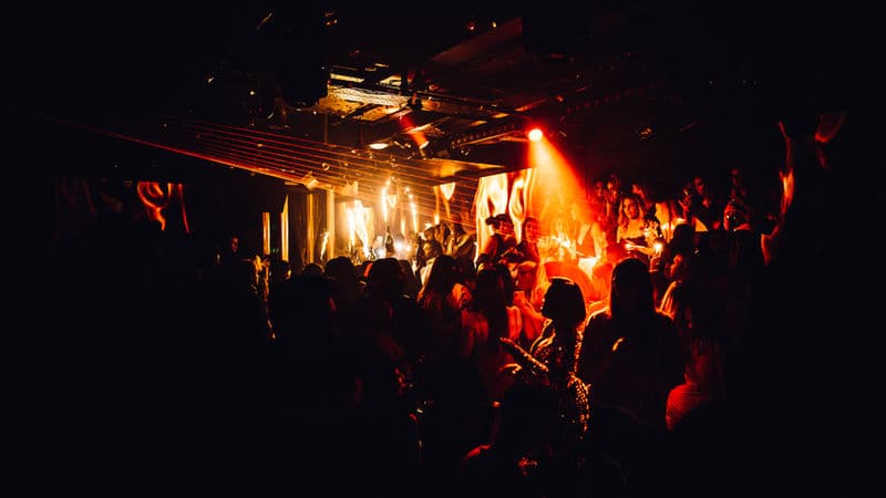 Luxury Clubbing Experiences in Mayfair: What to Expect