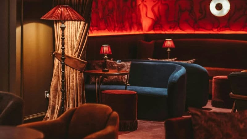 The Clubhouse Dover St. Table Prices & Bookings