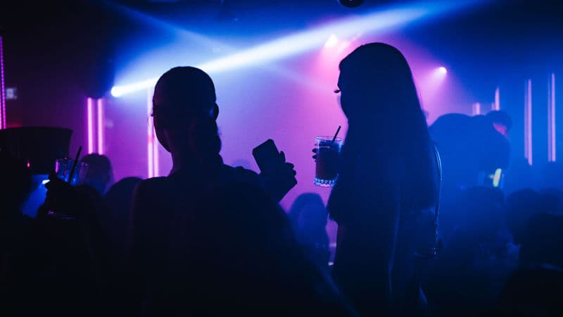 Five Essential Tips for a Luxury Clubbing Experience in Mayfair from London Club Promoters