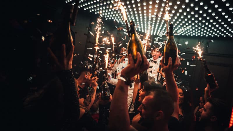 VIP Table Service in London Prices, Best Clubs, Bookings, and FAQ