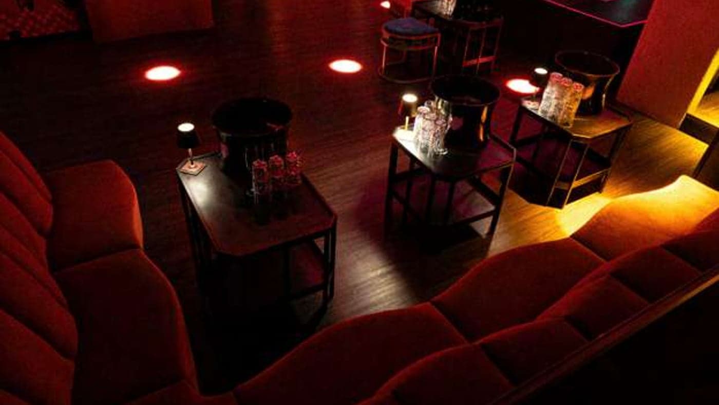 Itzel London Table Booking